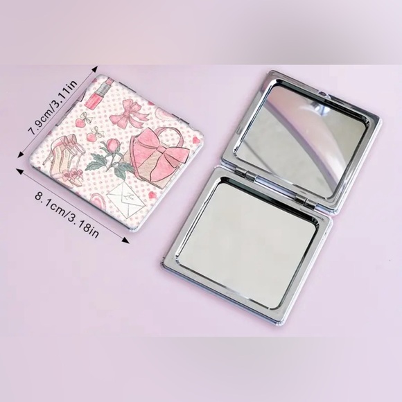 NWT-Elegant Compact Makeup Mirror - Picture 4 of 7